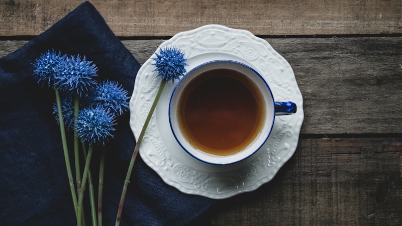 ごぼう茶を飲み続けるとどうなる?うれしい効能と注意点をやさしく解説