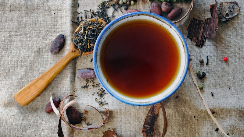 ごぼう茶を飲み続けるとどうなる?うれしい効能と注意点をやさしく解説