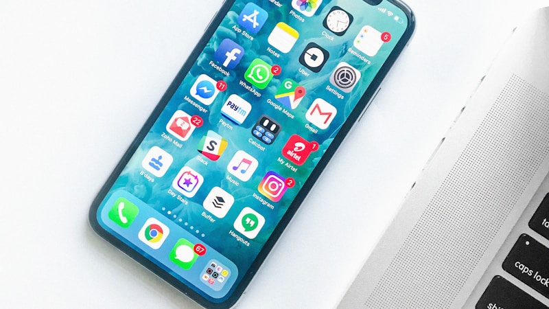 スマホ画面を保存するやり方まとめ!iPhone・Android別にスクショ&録画の方法をやさしく解説