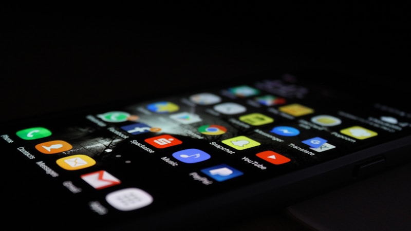 スマホ画面を保存するやり方まとめ!iPhone・Android別にスクショ&録画の方法をやさしく解説